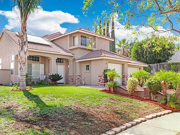 2nd image of 2483 Notre Dame Cir