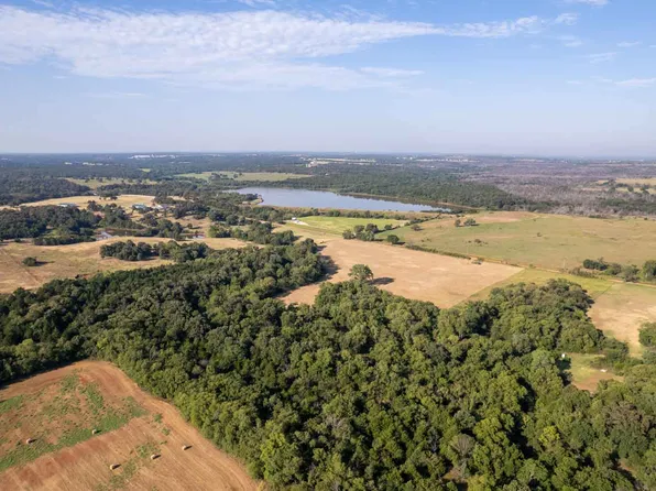 23 S Westminster Rd, Guthrie, OK 73044