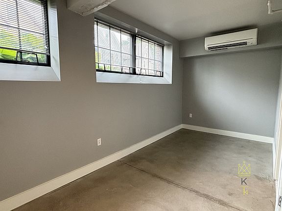 4th image of 20-26 Sunnyside St #4