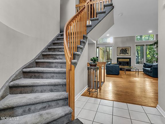 4th image of 212 Piper's Landing Court