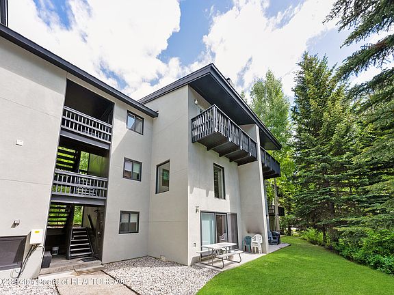 4th image of 3450 W McCollister Dr #B-2