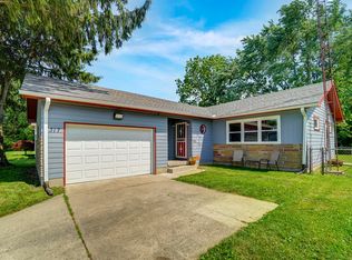 317 Warren Dr, Springfield, OH 45503