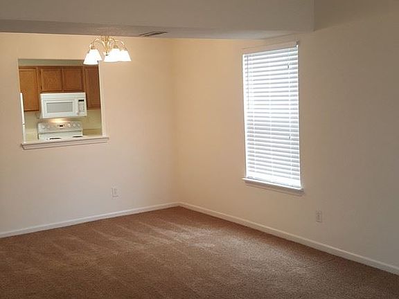 3rd image of 3536 Prescott Dr