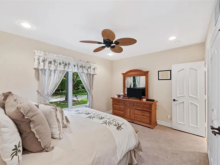 1600 S Ocean Dr — Photo 25