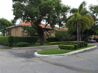 10317 NW 8th St #104, Hollywood, FL 33026