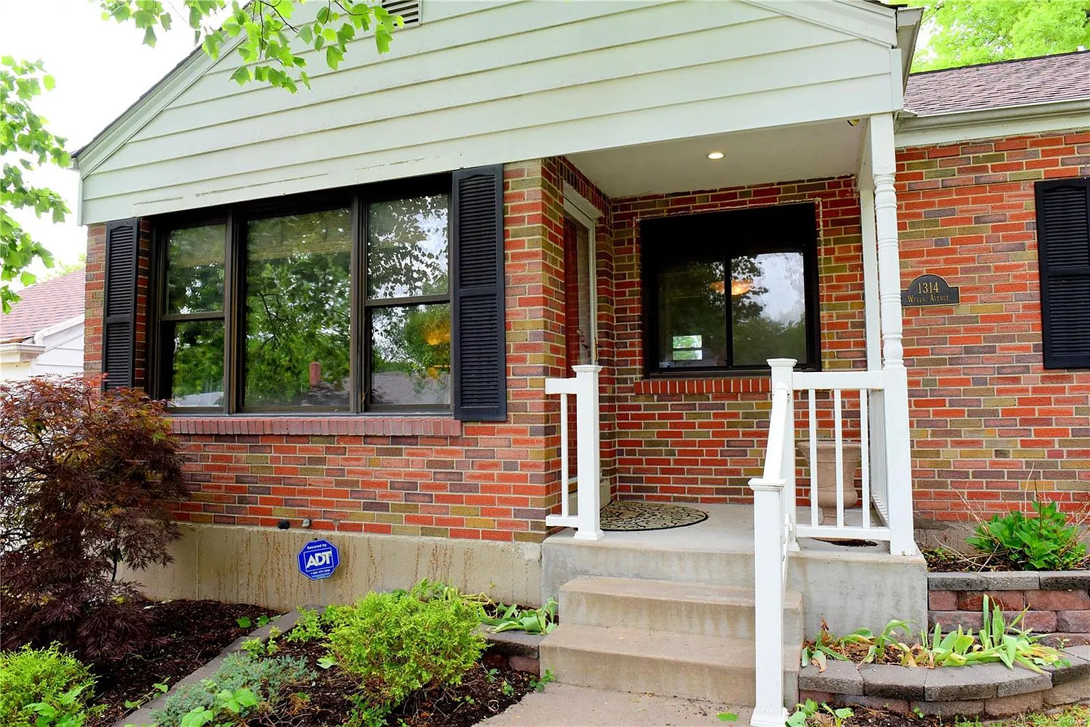 1314 Wells Ave photo 1