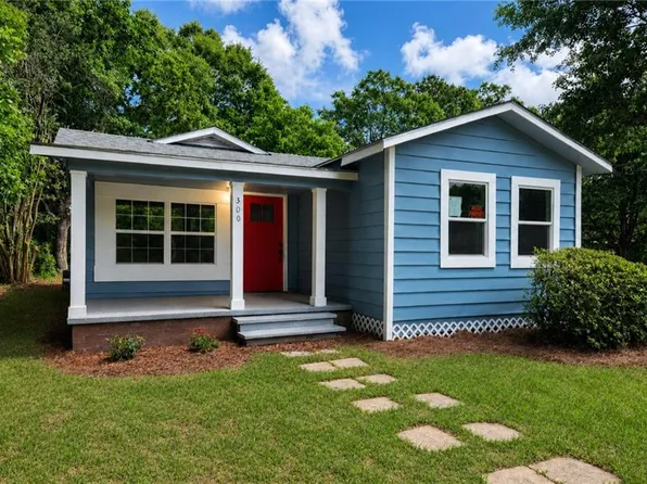 300 3rd Ave, Chickasaw, AL 36611