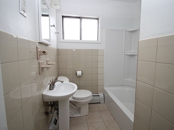3rd image of 11 Lake Ave #6