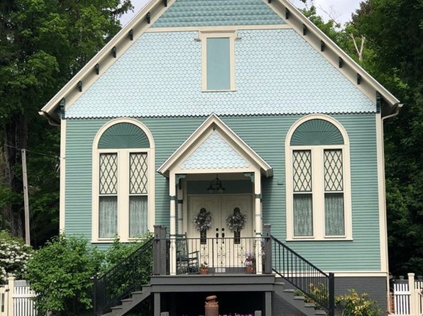 485 Main St