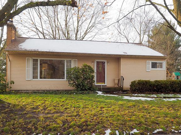 2nd image of 3609 Canterbury Ave