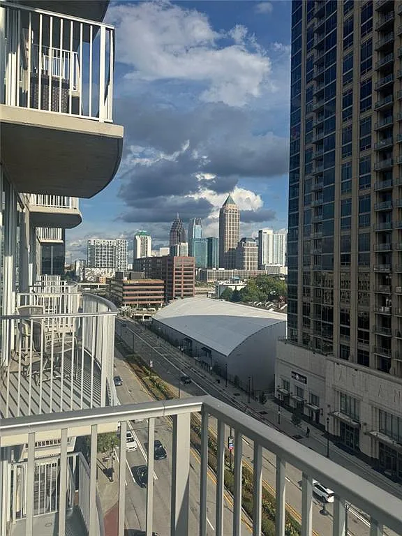 1 bed, 1.0 bath, 722 sqft, $2,800 — Photo 3