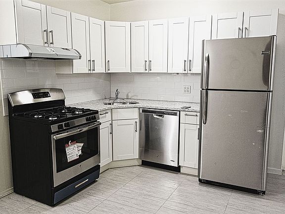 4th image of 510 Ocean Pkwy APT 3E