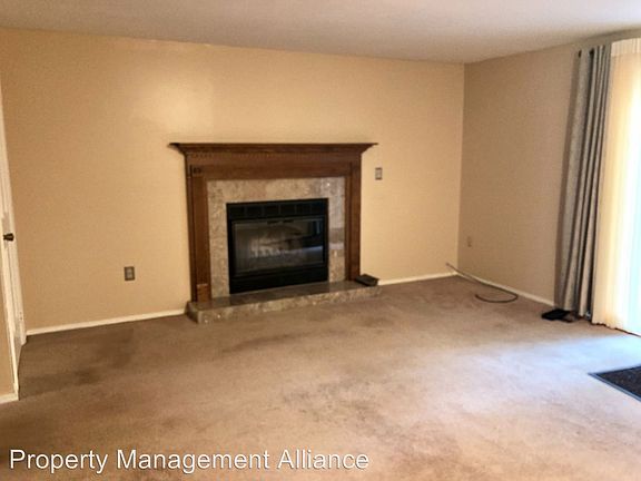 2nd image of 117 Softwind Cir