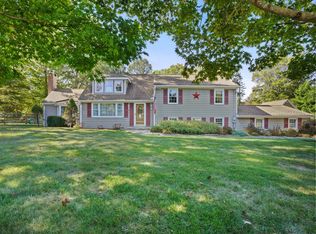 24 Langstroth Dr, Ridgefield, CT 06877