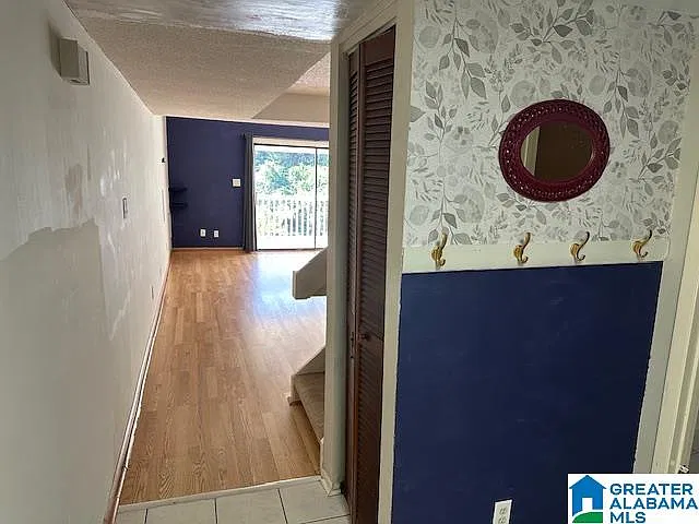 2 bed, 2.5 bath, 1346 sqft, $1,650 — Photo 3
