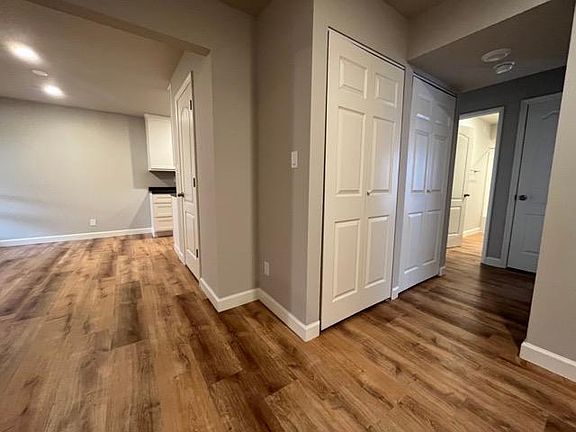 2nd image of 3782 Lemay Village Ln #3782