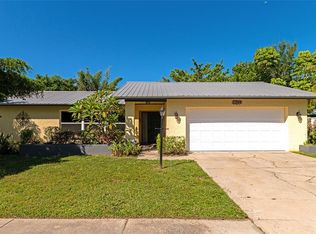 1544 Palmwood Dr, Sarasota, FL 34232