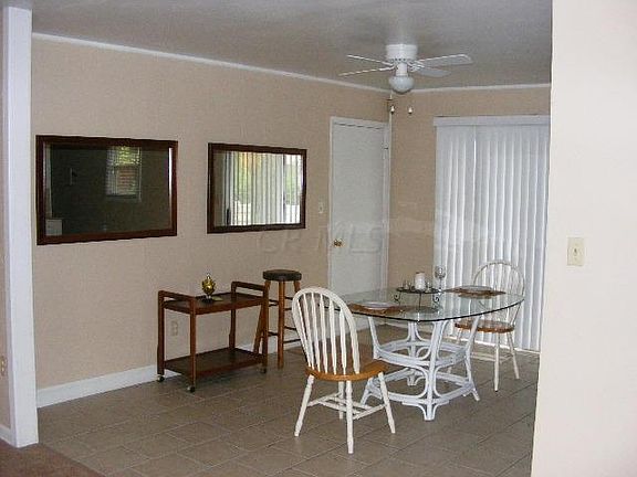 3rd image of 4333 E Livingston Ave