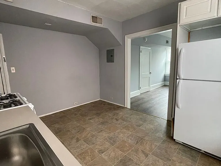 239 Bridge St — Photo 22