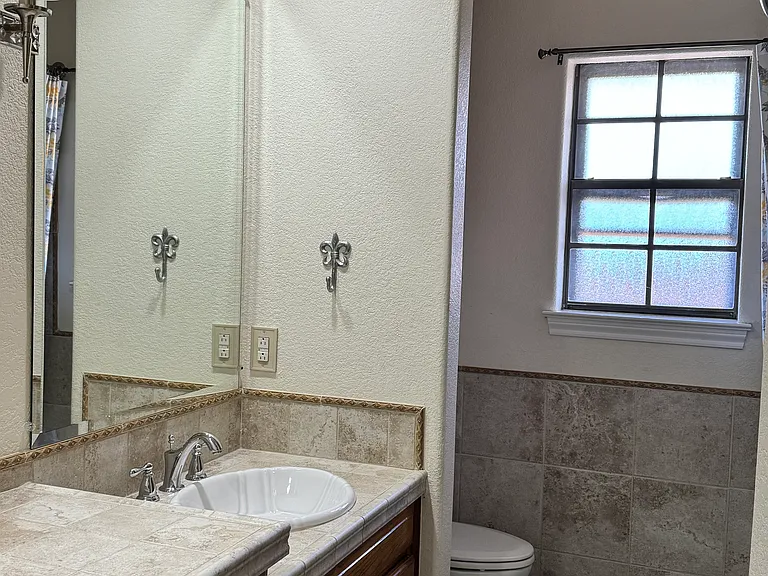 9001 Hunters Glen Trl — Photo 17