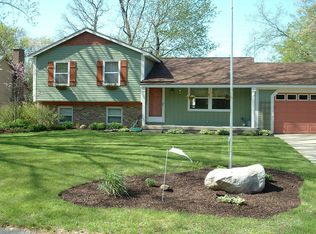 6127 Winthrop Ct SE, Ada, MI 49301