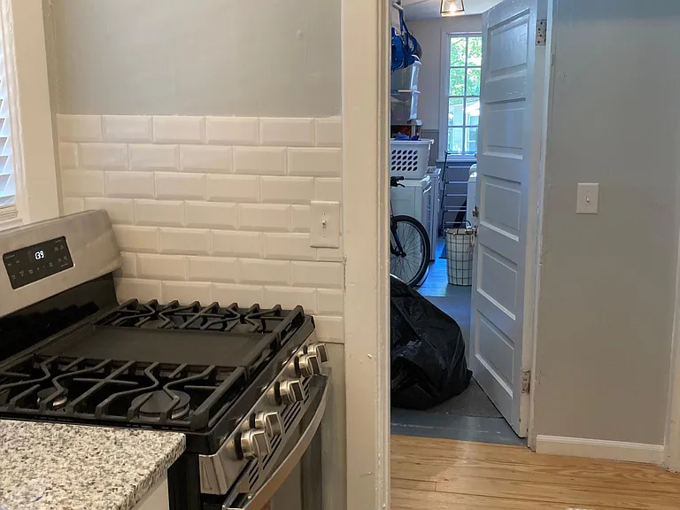 636 Cleburne Ter NE #A — Photo 14