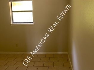 68 Twin Trees Dr #B, Defuniak Springs, FL 32433