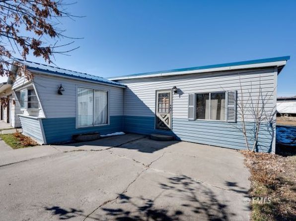 250 S 11th Ave, Forsyth, MT 59327