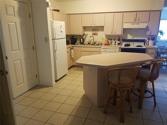 4th image of 2109 Telogia Ct