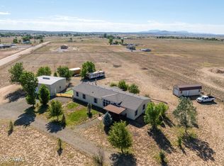 2425 W Bayberry Dr, Paulden, AZ 86334