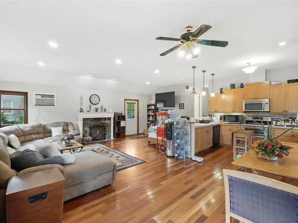 154 Longfellow Drive, Carmel, NY 10512