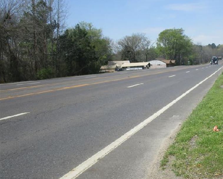 2nd image of 2264 Highway 270