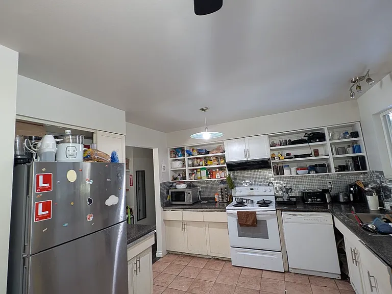 2118 Mary Hill Rd — Photo 2