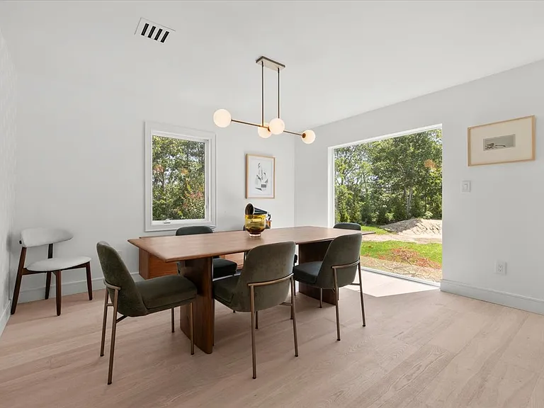 280 Shinnecock Hills Rd — Photo 43