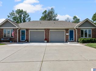2431 N 69th Cir, Lincoln, NE 68507