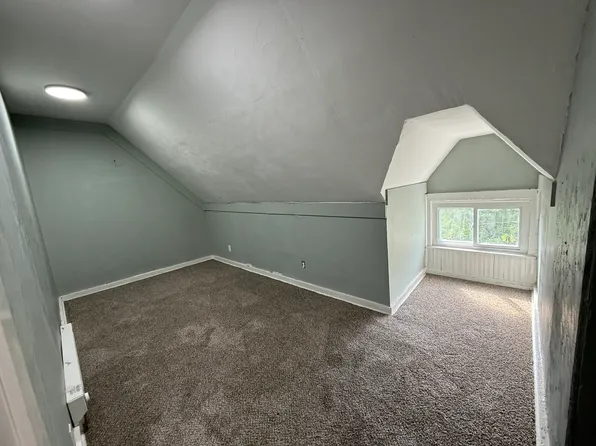 4006 Vinceton St, Pittsburgh, PA 15214