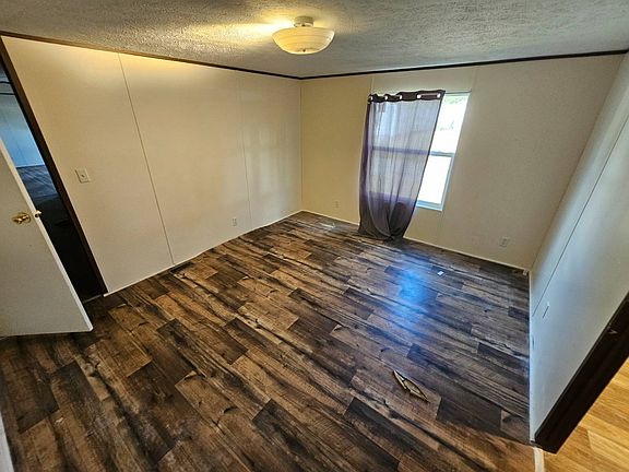 2nd image of 399 Tolbert Pl