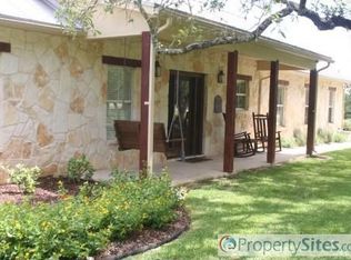 555 Ash Juniper Dr, New Braunfels, TX 78132