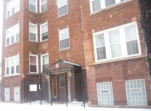 1st image of 2214 N St Louis Ave APT 1A