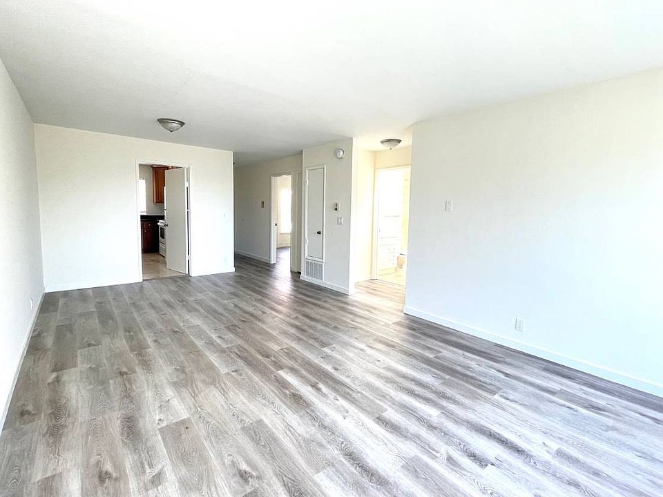 1st image of 1445 7th Ave #449R