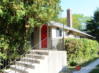 1445 Saint Johns Ave, Highland Park, IL 60035