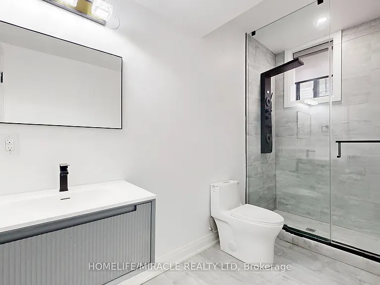150 Stewart St — Photo 26