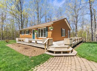8185 Ridgeview Dr, Cheboygan, MI 49721