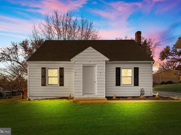 7 Valley Rd, York, PA 17407