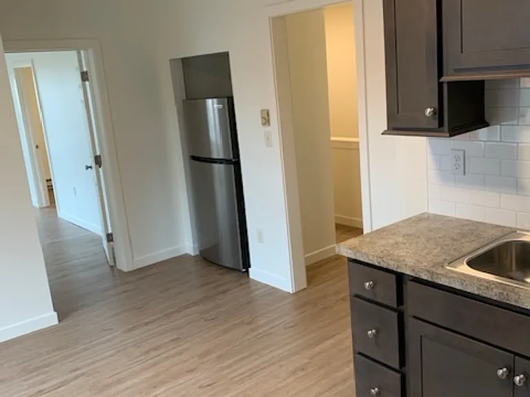 601 N Lime St #3 — Photo 2