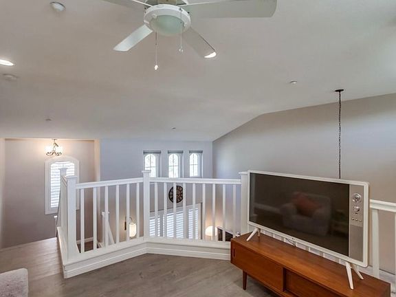 5th image of 10464 Whitcomb Way Unit 173