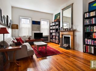 428 W 22nd St APT 3, New York, NY 10011