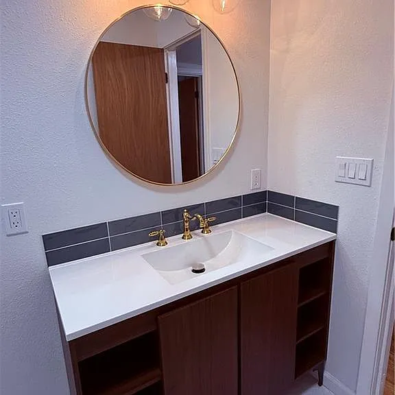 2218 Terrace Dr — Photo 10