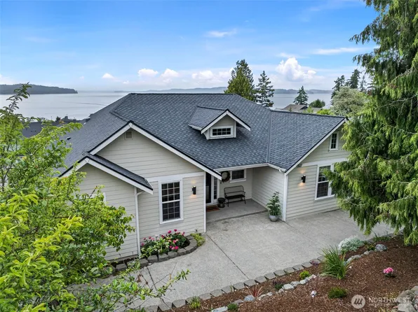 1307 Rainier Street, Steilacoom, WA 98388