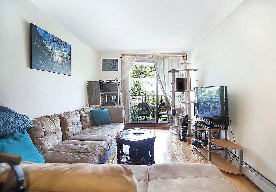 1st image of 255 23rd St APT 2R